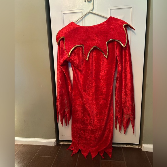 Red Devil Costume - Picture 2 of 4